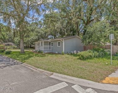 600 Lemon Street - Photo Thumbnail 6