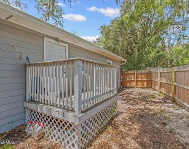 600 Lemon Street - Photo Thumbnail 37