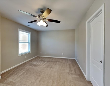 441 Argonne Terrace - Photo Thumbnail 13