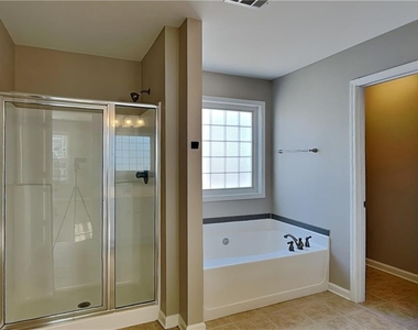 441 Argonne Terrace - Photo Thumbnail 10
