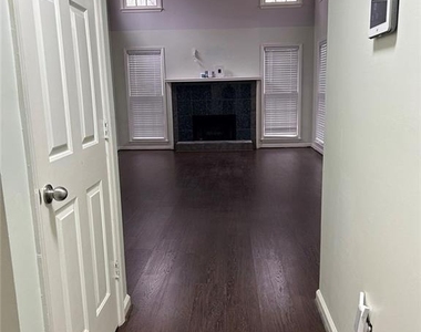 1730 Paddlewheel Drive Ne - Photo Thumbnail 1