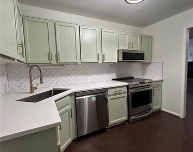 1730 Paddlewheel Drive Ne - Photo Thumbnail 8