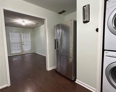 1730 Paddlewheel Drive Ne - Photo Thumbnail 9