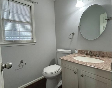 1730 Paddlewheel Drive Ne - Photo Thumbnail 2