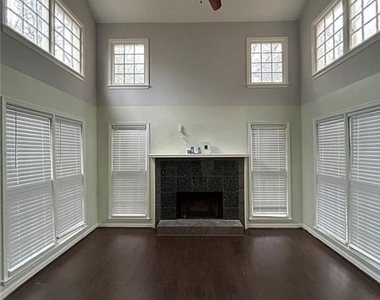 1730 Paddlewheel Drive Ne - Photo Thumbnail 10