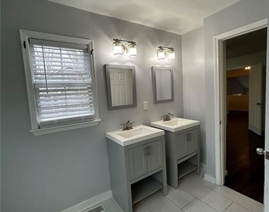 1730 Paddlewheel Drive Ne - Photo Thumbnail 26