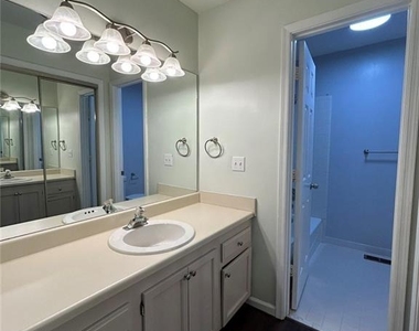 1730 Paddlewheel Drive Ne - Photo Thumbnail 17