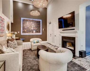 1116 Piedmont Avenue Ne - Photo Thumbnail 4