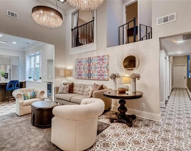 1116 Piedmont Avenue Ne - Photo Thumbnail 5