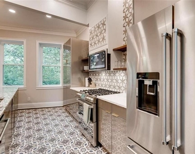 1116 Piedmont Avenue Ne - Photo Thumbnail 7