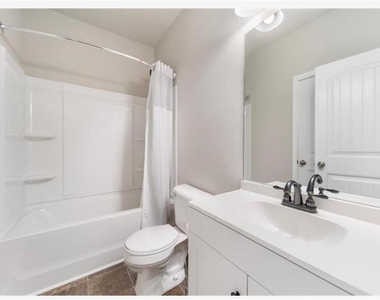 1427 Haynescrest Court - Photo Thumbnail 10