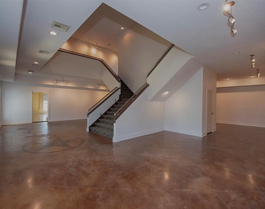 2293 E Bayshore Drive - Photo Thumbnail 5