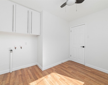 4415 Merwin Street - Photo Thumbnail 8