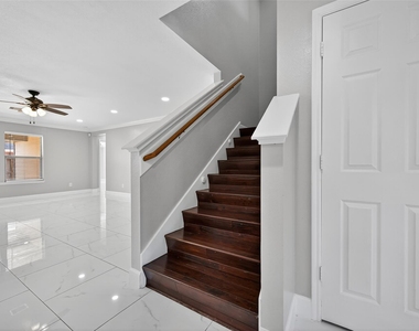 18603 Morgans Forest Lane - Photo Thumbnail 11