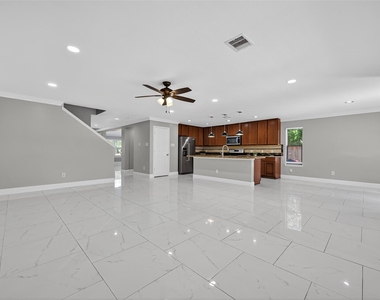 18603 Morgans Forest Lane - Photo Thumbnail 2
