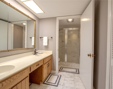 10851 Gulf Shore Drive - Photo Thumbnail 12