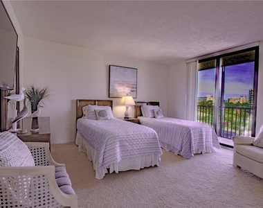 10851 Gulf Shore Drive - Photo Thumbnail 14