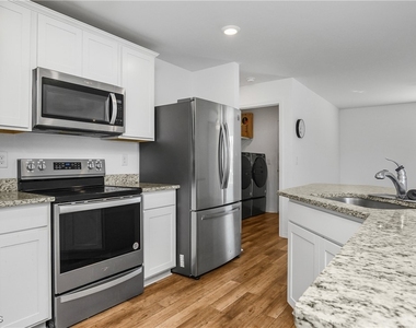839 Yellowbird Drive - Photo Thumbnail 14