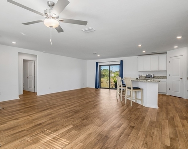 839 Yellowbird Drive - Photo Thumbnail 10