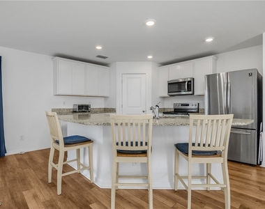 839 Yellowbird Drive - Photo Thumbnail 11