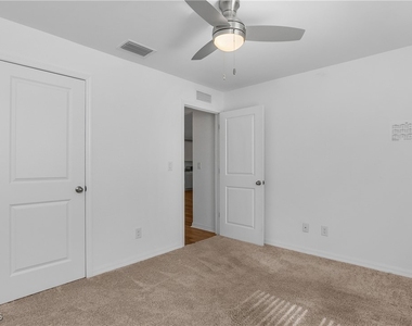 839 Yellowbird Drive - Photo Thumbnail 21