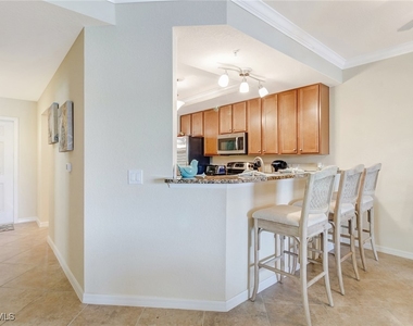 9514 Avellino Way - Photo Thumbnail 8