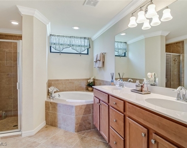 9514 Avellino Way - Photo Thumbnail 15
