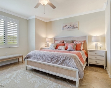 9514 Avellino Way - Photo Thumbnail 13
