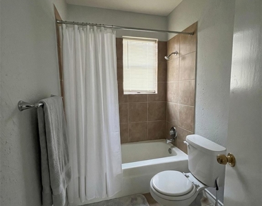 4911 Delano Street - Photo Thumbnail 7