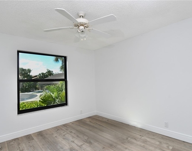 17502 Island Inlet Court - Photo Thumbnail 19