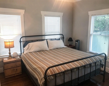 210 Tabor Street - Photo Thumbnail 15