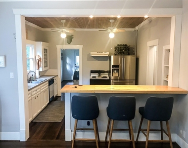 210 Tabor Street - Photo Thumbnail 7
