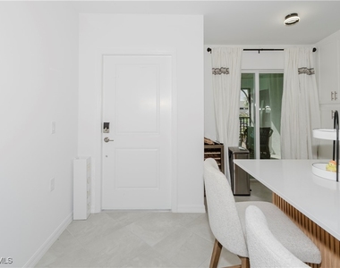 5466 Double Eagle Circle - Photo Thumbnail 4