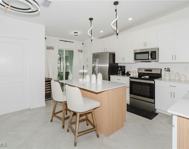 5466 Double Eagle Circle - Photo Thumbnail 2