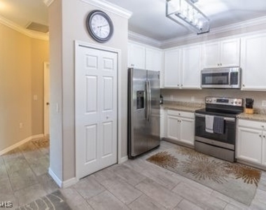 1414 Oceania Drive S - Photo Thumbnail 10