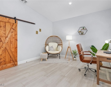 794 95th Avenue N - Photo Thumbnail 11