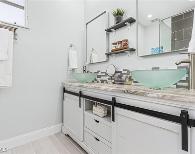 794 95th Avenue N - Photo Thumbnail 21