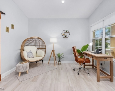 794 95th Avenue N - Photo Thumbnail 9