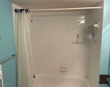 1260 Wildwood Lakes Boulevard - Photo Thumbnail 9