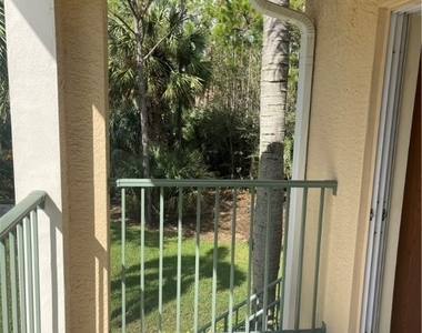 1260 Wildwood Lakes Boulevard - Photo Thumbnail 11
