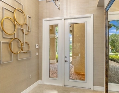 13628 Mandarin Circle - Photo Thumbnail 3