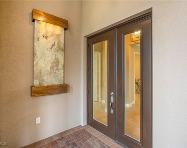 13628 Mandarin Circle - Photo Thumbnail 2