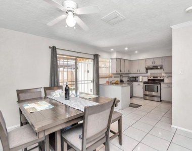 5837 Sunforest Drive - Photo Thumbnail 12
