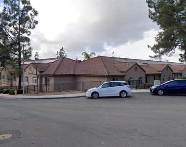 12740 Gateway Park Rd - Photo Thumbnail 1