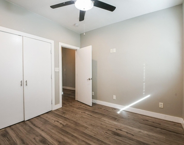 3249 Dixie Drive - Photo Thumbnail 15