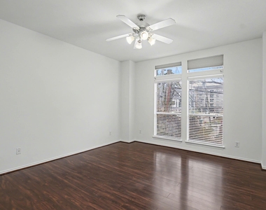 2416 Charleston Street - Photo Thumbnail 13