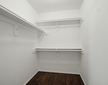 2416 Charleston Street - Photo Thumbnail 22