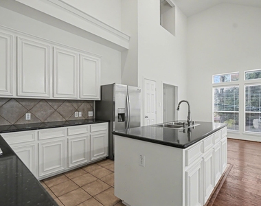 2416 Charleston Street - Photo Thumbnail 8