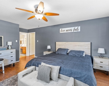 117 E Park Drive - Photo Thumbnail 13