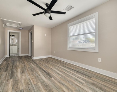 106 W Haya Street - Photo Thumbnail 7
